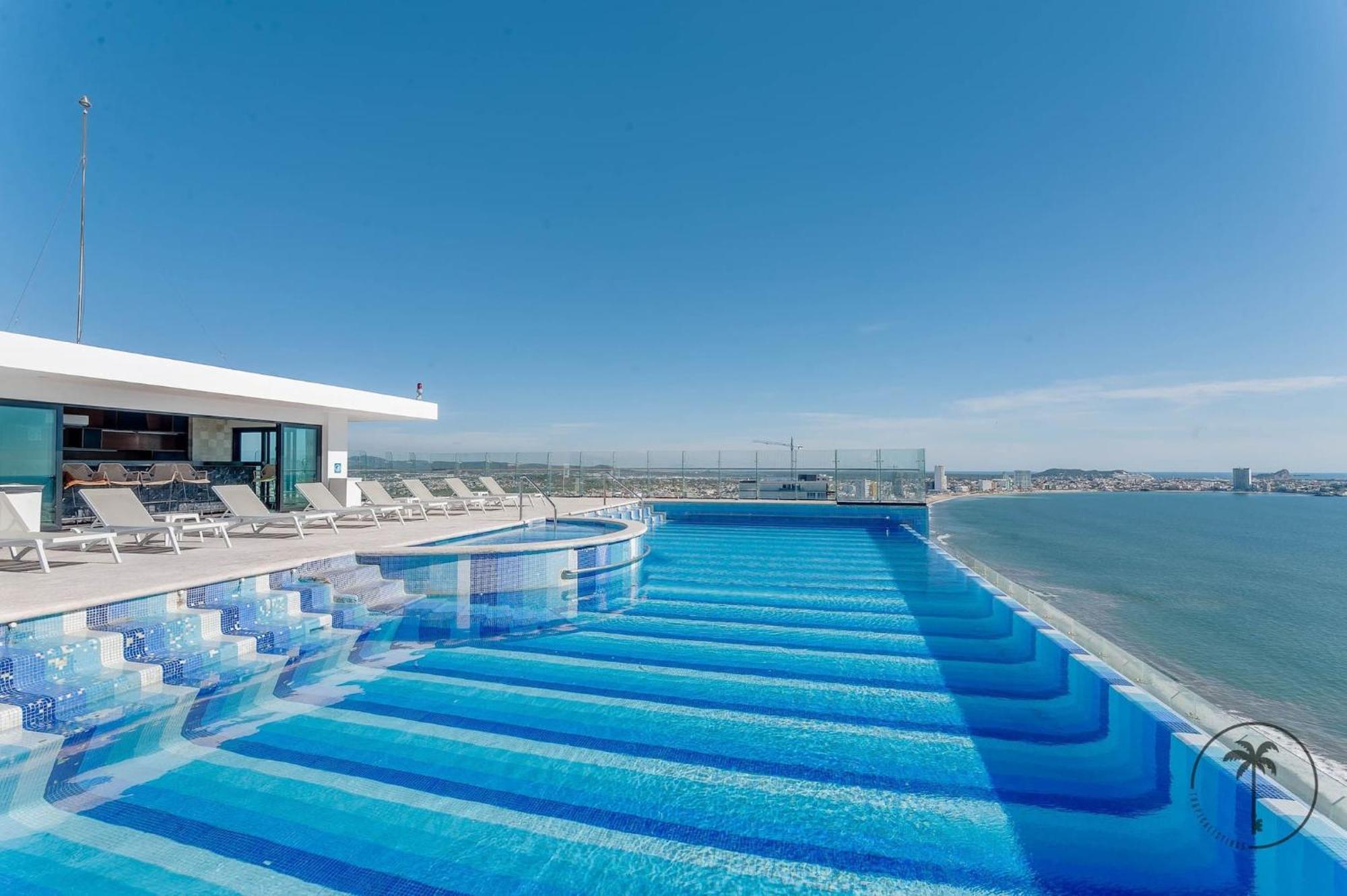דירות מזטלן Terraza Con Vista Al Mar Y A Atardeceres מראה חיצוני תמונה